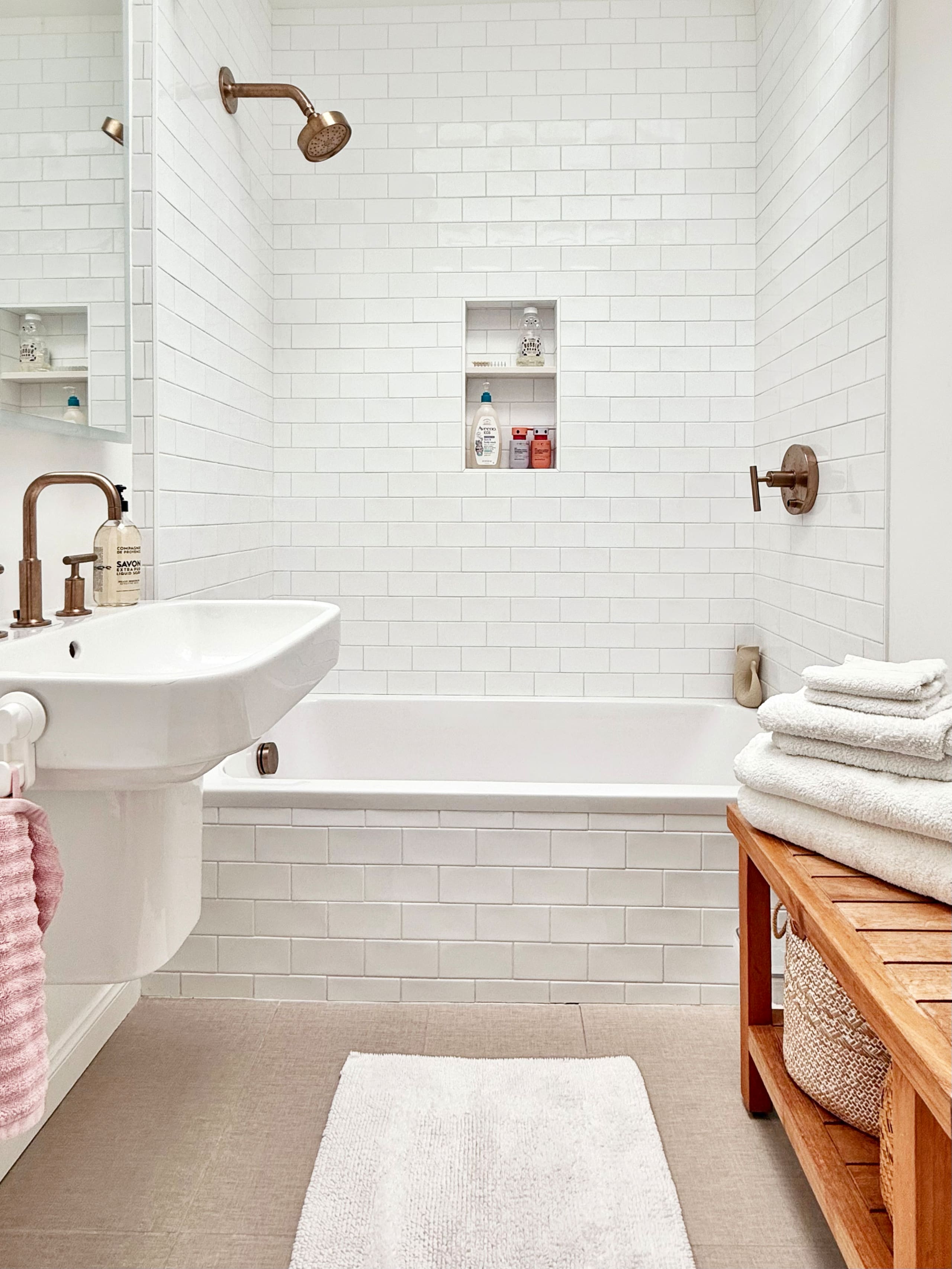 Home in San Francisco · ★4.95 · 3 bedrooms · 3 beds · 2 baths - Image 15