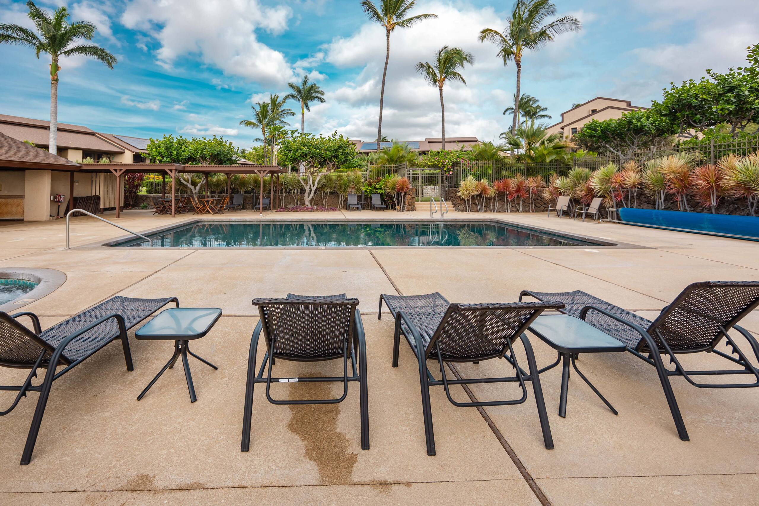 New 2 king beds AC heated pool - Photo 86