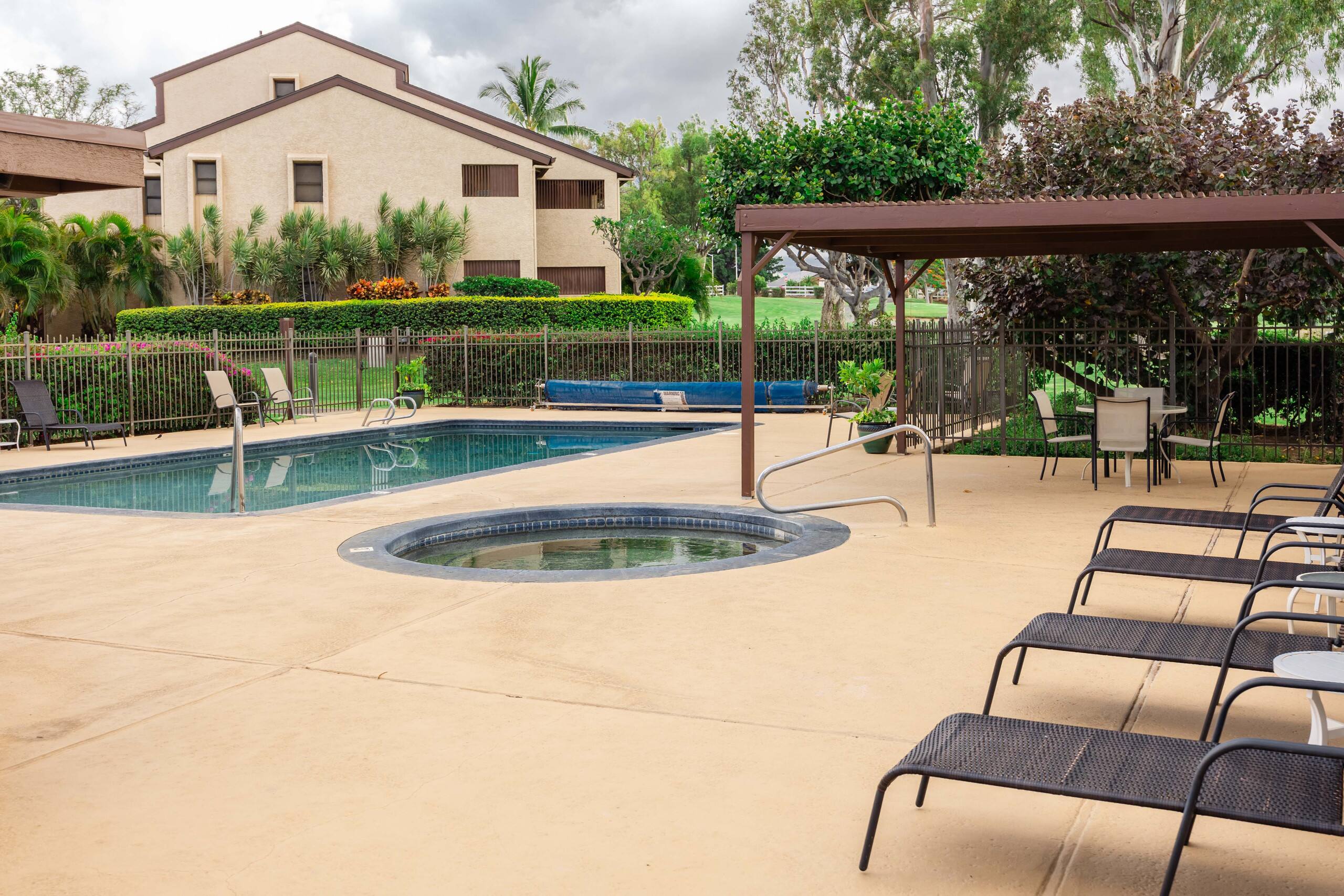 New 2 king beds AC heated pool - Photo 89