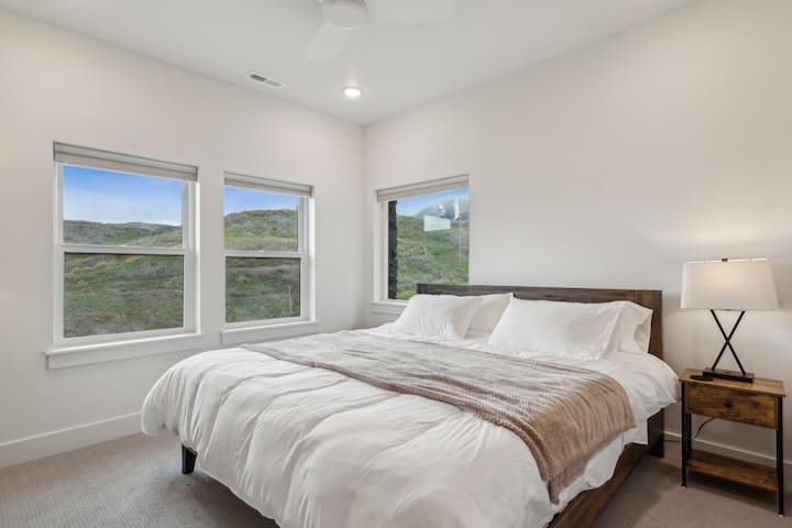 غرفة النوم 2