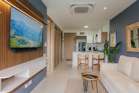 Top Airbnb: Panoramic View Infinity Pool | Baia Kristal in Pontezuela