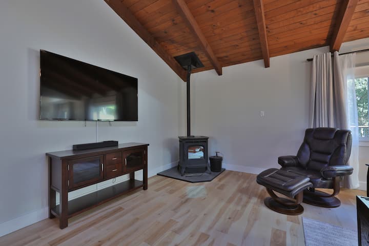 Skyline Serenity Retreat - Lake of the Pines, CA