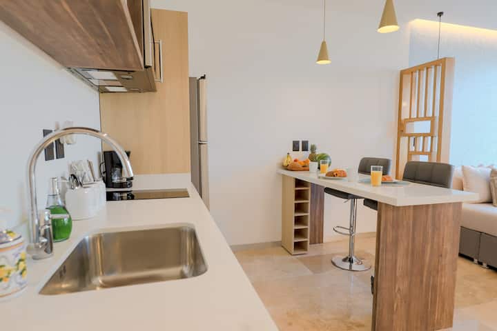 Stylish Stay In Centro | Walk To 5th & The Beach - Playa del Carmen