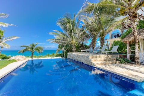Casa Yáax Ocean Front Villa Breakfast included