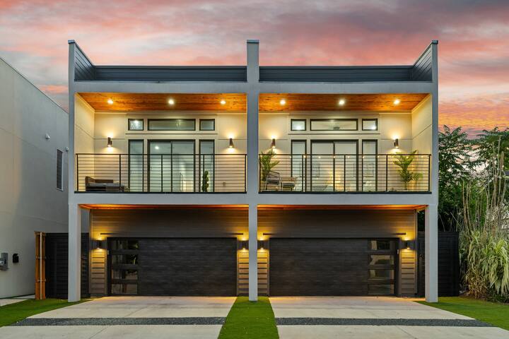 Heated Pool + Spa + Located in Heart of Dallas! gallery image 2