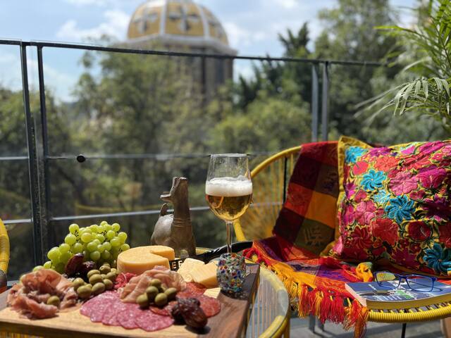 Dos Vidas Condesa Duplex 6 Bedroom / 12 Guest /AC gallery image 2