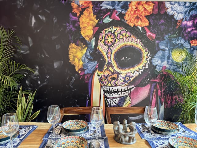 Dos Vidas Condesa Duplex 6 Bedroom / 12 Guest /AC