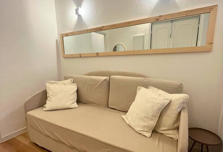 Charming Apartment Near The Beach - Savona