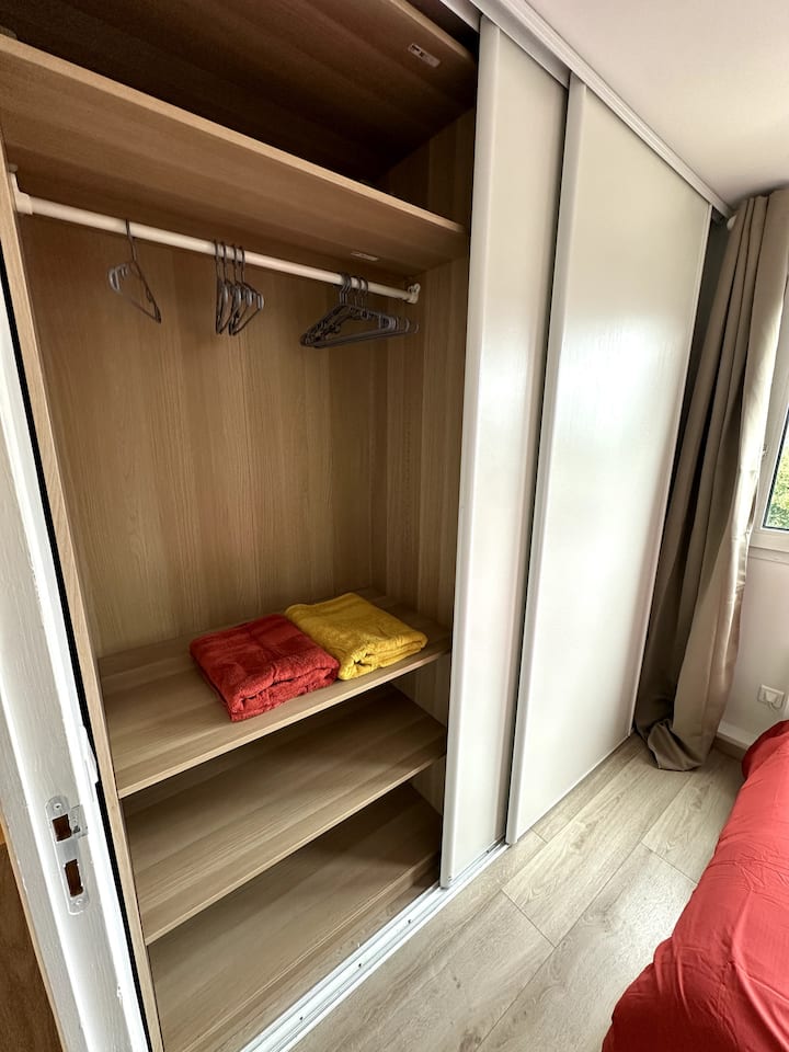 ಬೆಡ್‌ರೂಮ್