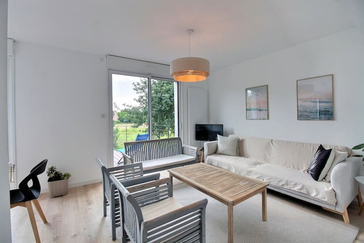 Maison Spacieuse Avec Jardin à 2km De La Mer - Sainte-Marine