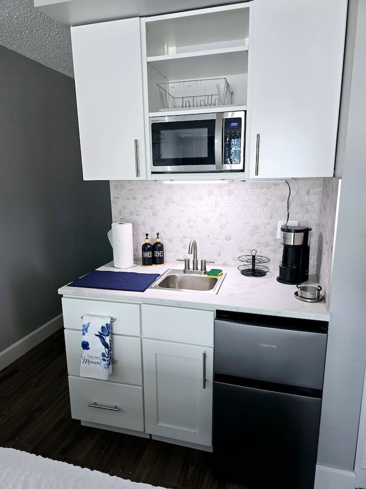 Oceanview 2 Studios Adjoining W/pool, Kitchenettes - 데이토나비치