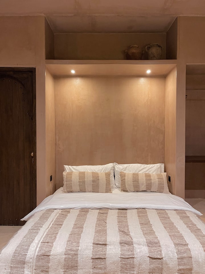 غرفة النوم 1