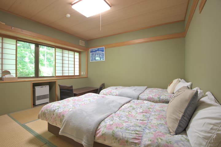 საძინებელი 2