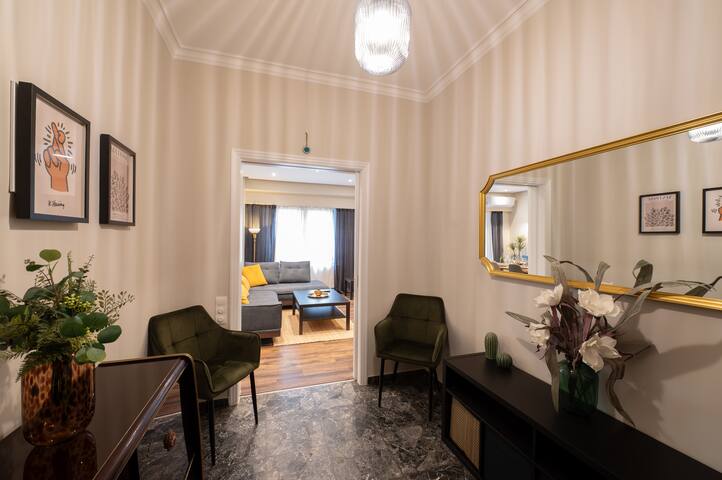 Siga-Siga Luxury Acropolis Apt gallery image 5