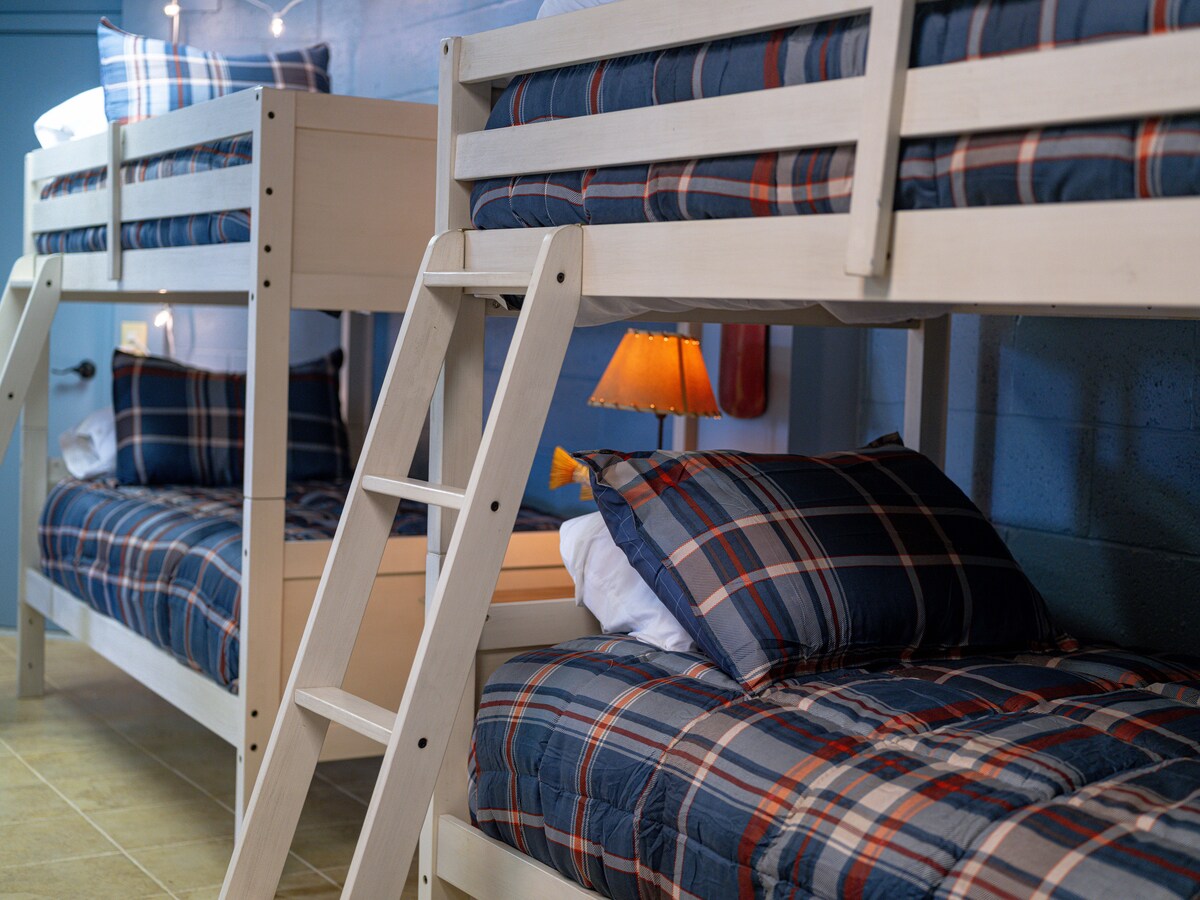 Bunk Room