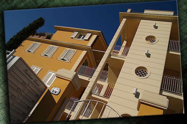 Ferrari House - Lucca
