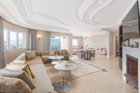 Crossing 180 m² •3 bedrooms• Panoramic terrace