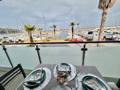 [Beachfront, with parking] Marina dei Sogni