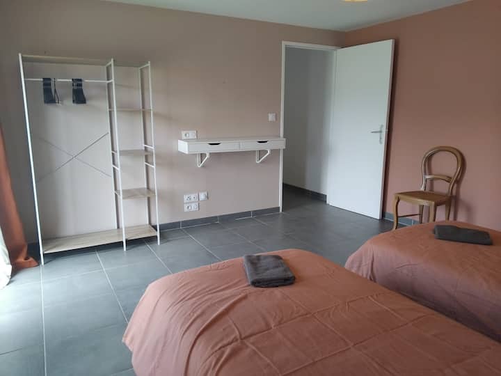 غرفة النوم 1