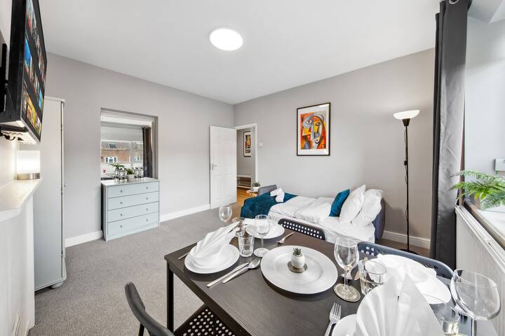 White City Retreat gallery image 5