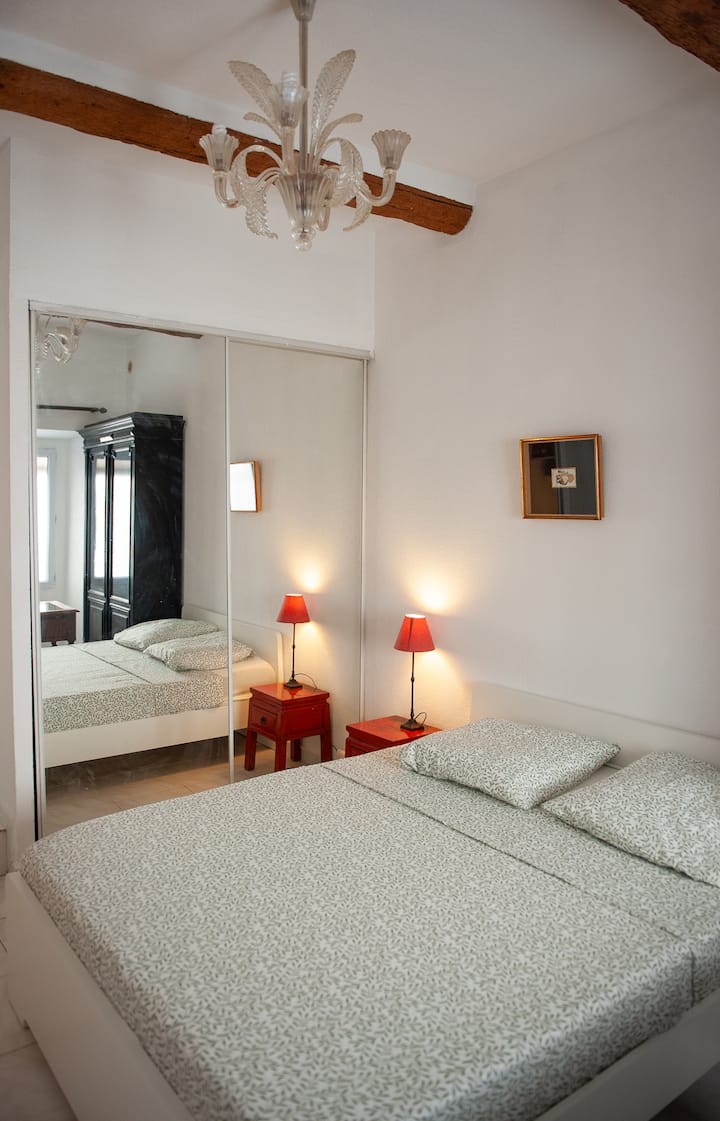 غرفة النوم 1