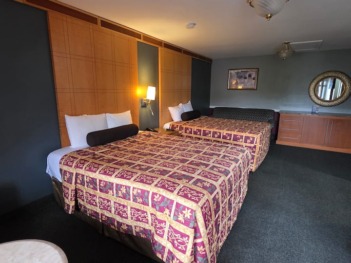Room With Two Queen Bed - Smoking - Atlantic City, NJ
