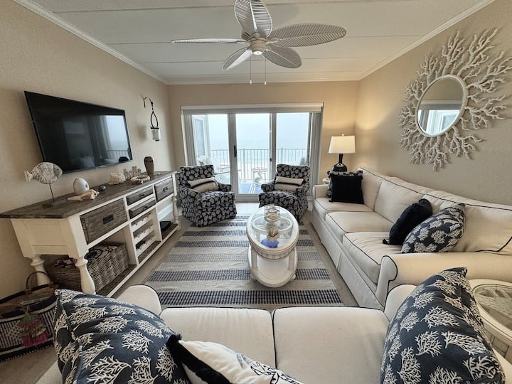 Pelican Beach-oceanfront - Fenwick Island, DE