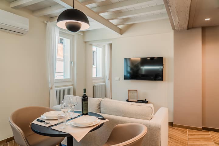 Downtown Suite A Reggio Emilia Relax E Lavoro - Reggio Emilia