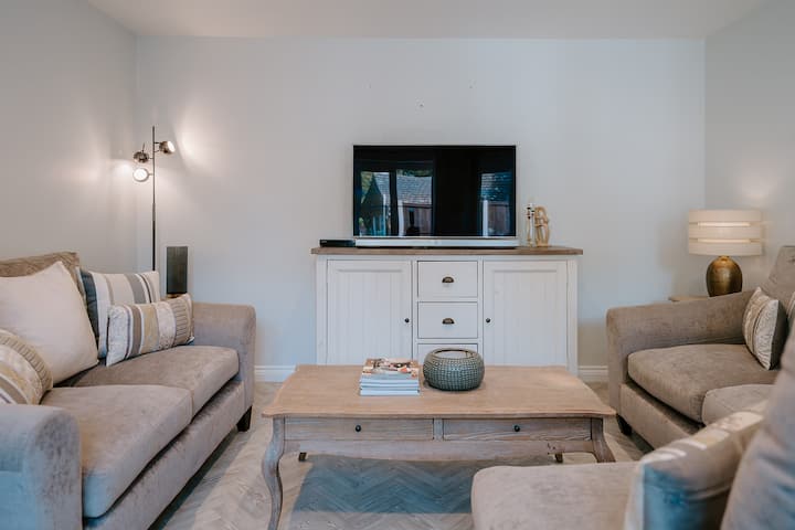 Lowestoft 3 Bedroom Cottage - 로웨스터프