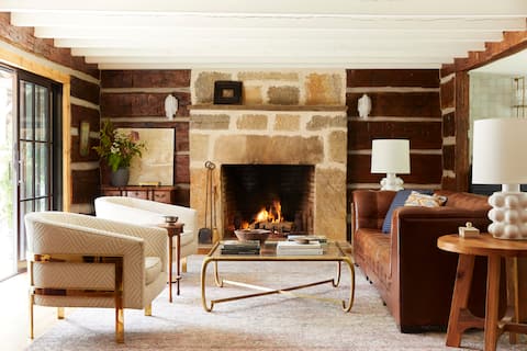 Top performing Airbnb: The Peregrine at Flat Mountain Farm in Highlands