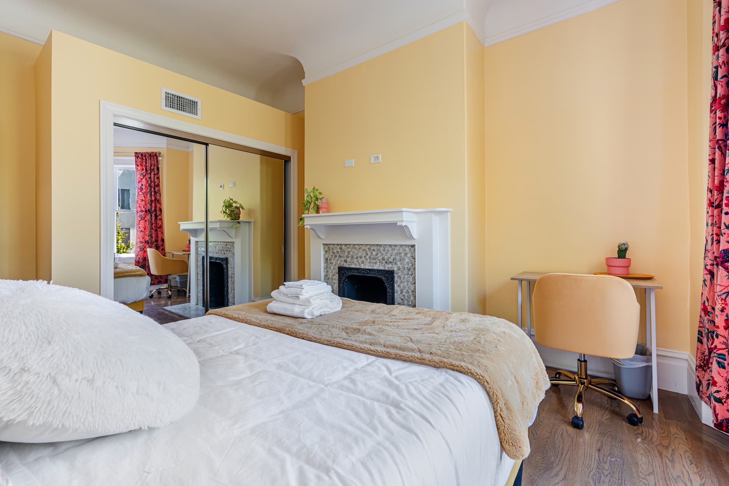 Home in San Francisco · ★5.0 · 4 bedrooms · 4 beds · 4.5 baths - Image 41
