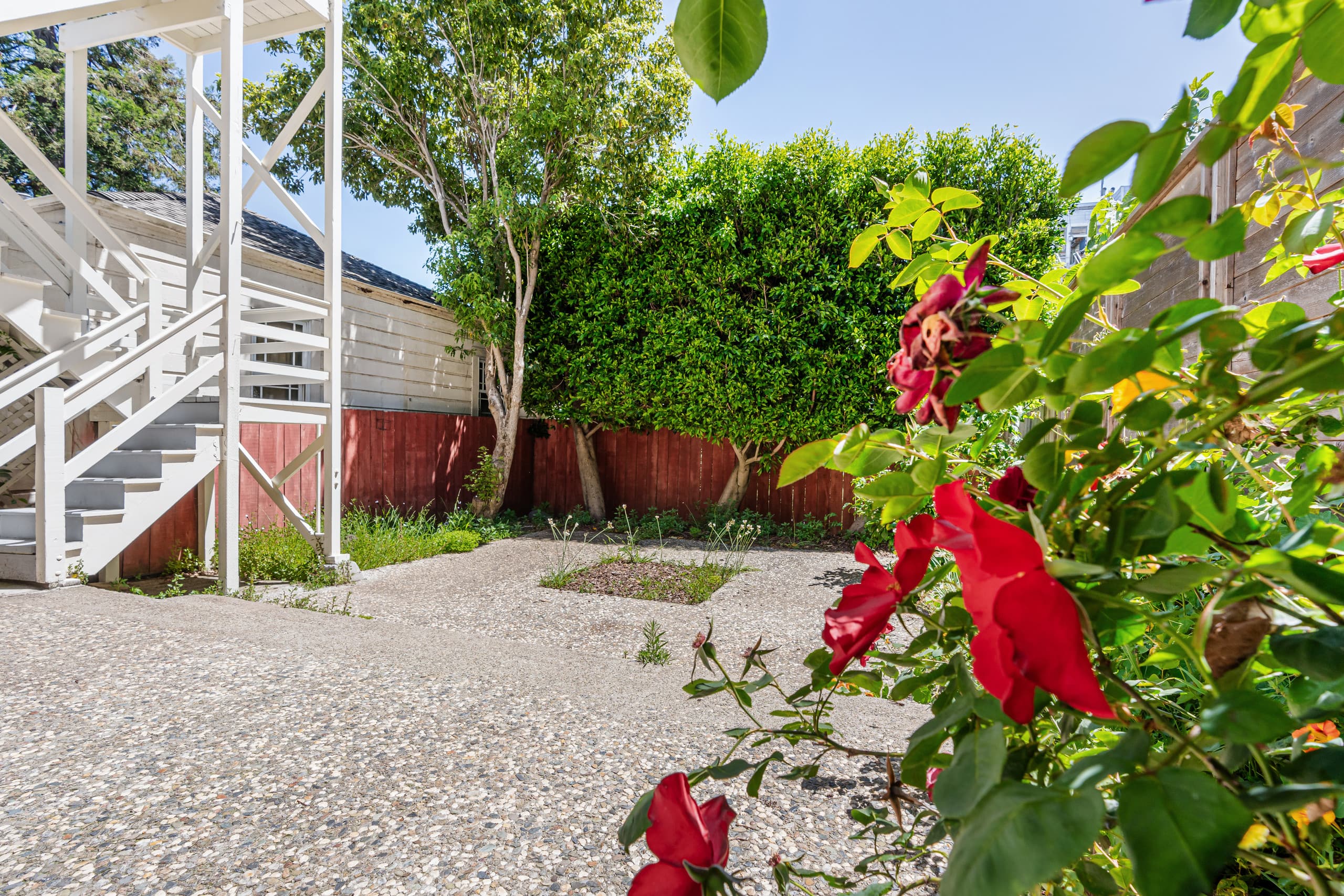 Home in San Francisco · ★5.0 · 4 bedrooms · 4 beds · 4.5 baths - Image 78