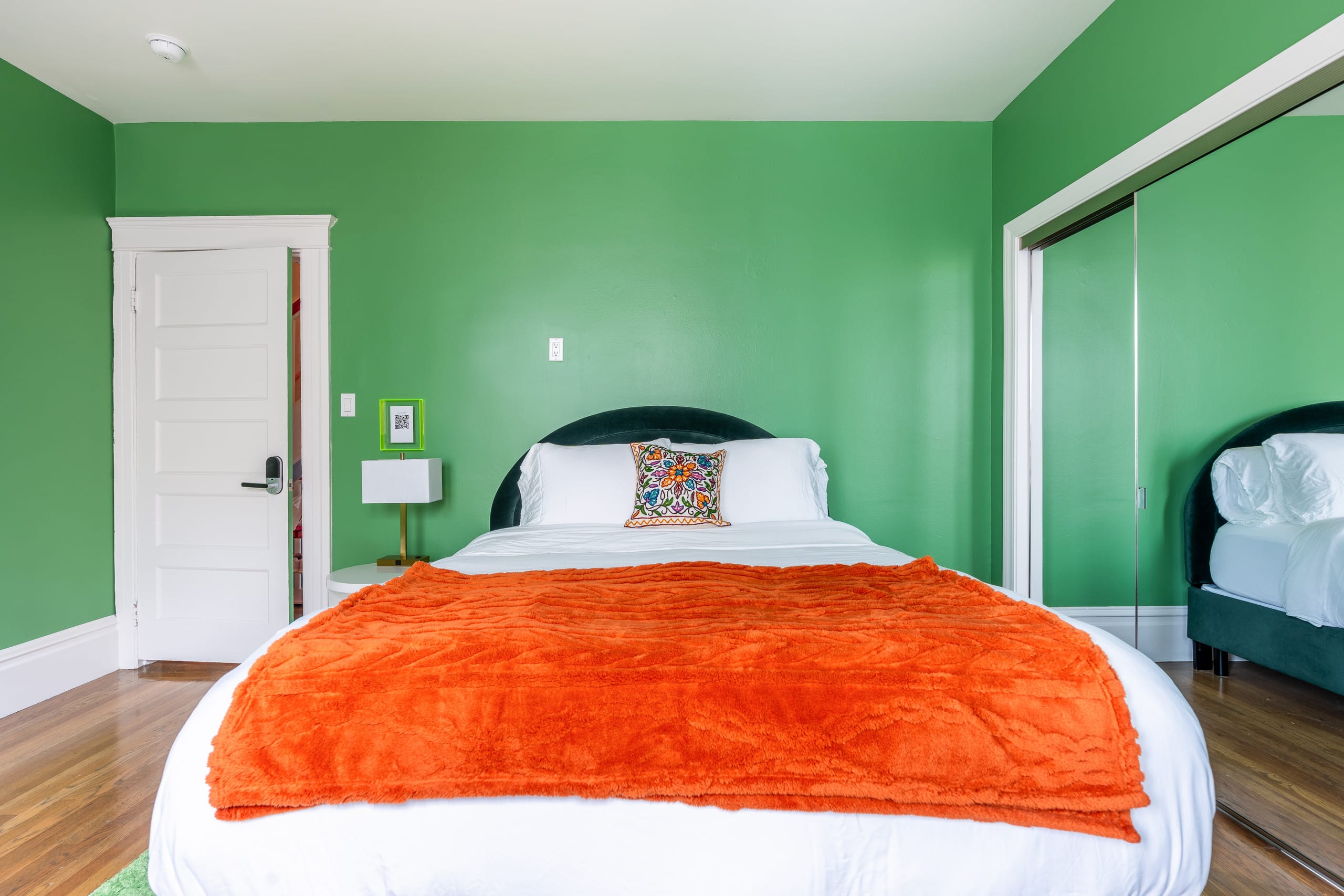Home in San Francisco · ★5.0 · 4 bedrooms · 4 beds · 4.5 baths - Image 52
