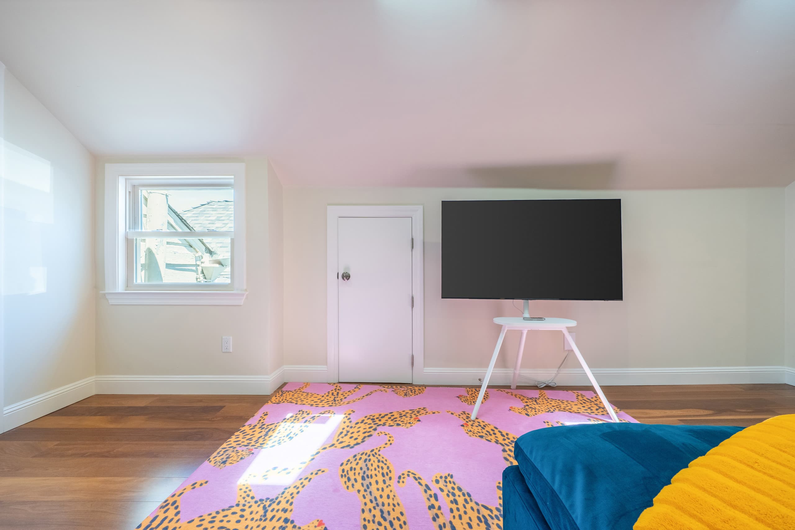 Home in San Francisco · ★5.0 · 4 bedrooms · 4 beds · 4.5 baths - Image 18