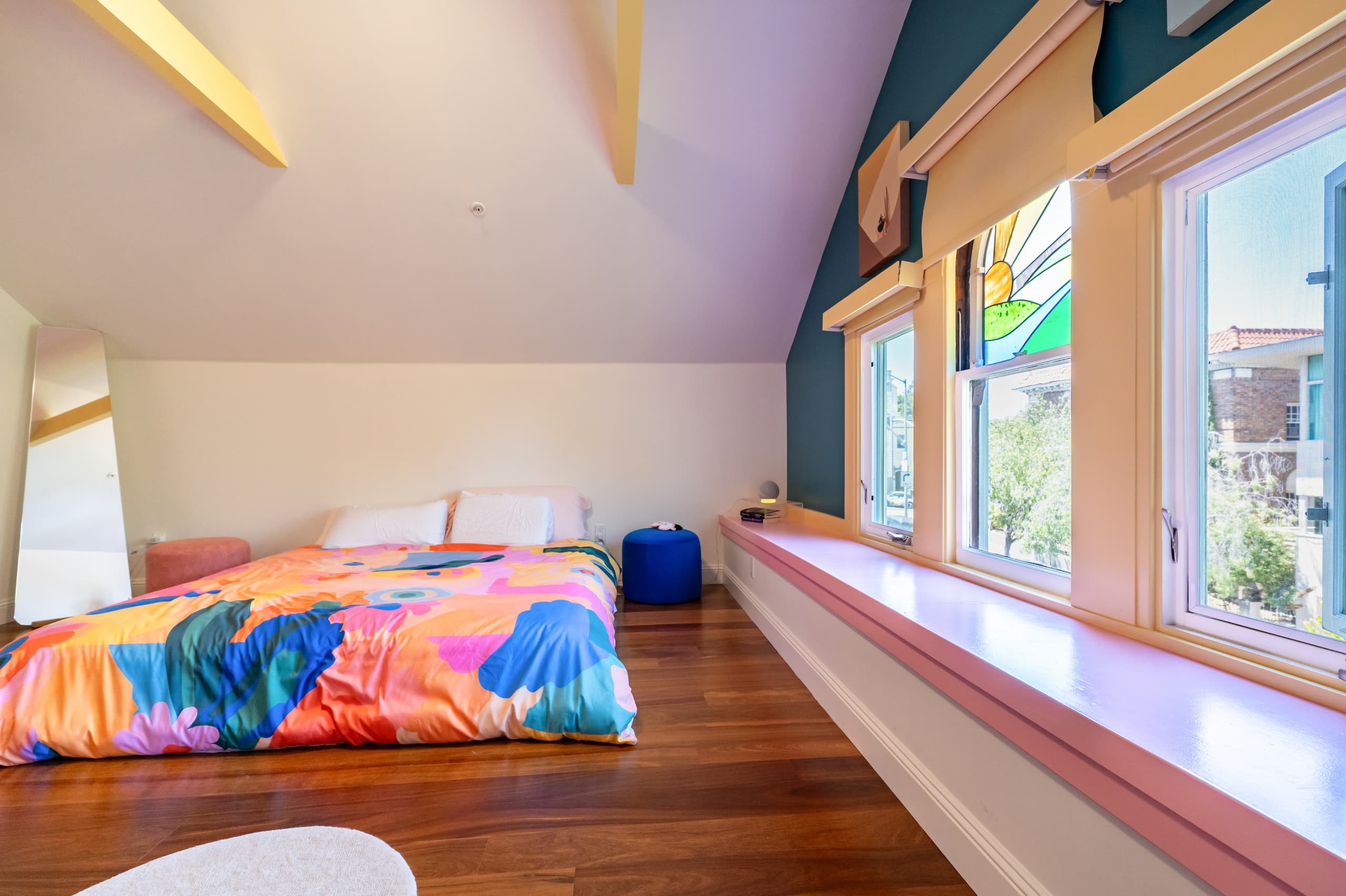 Home in San Francisco · ★5.0 · 4 bedrooms · 4 beds · 4.5 baths - Image 59
