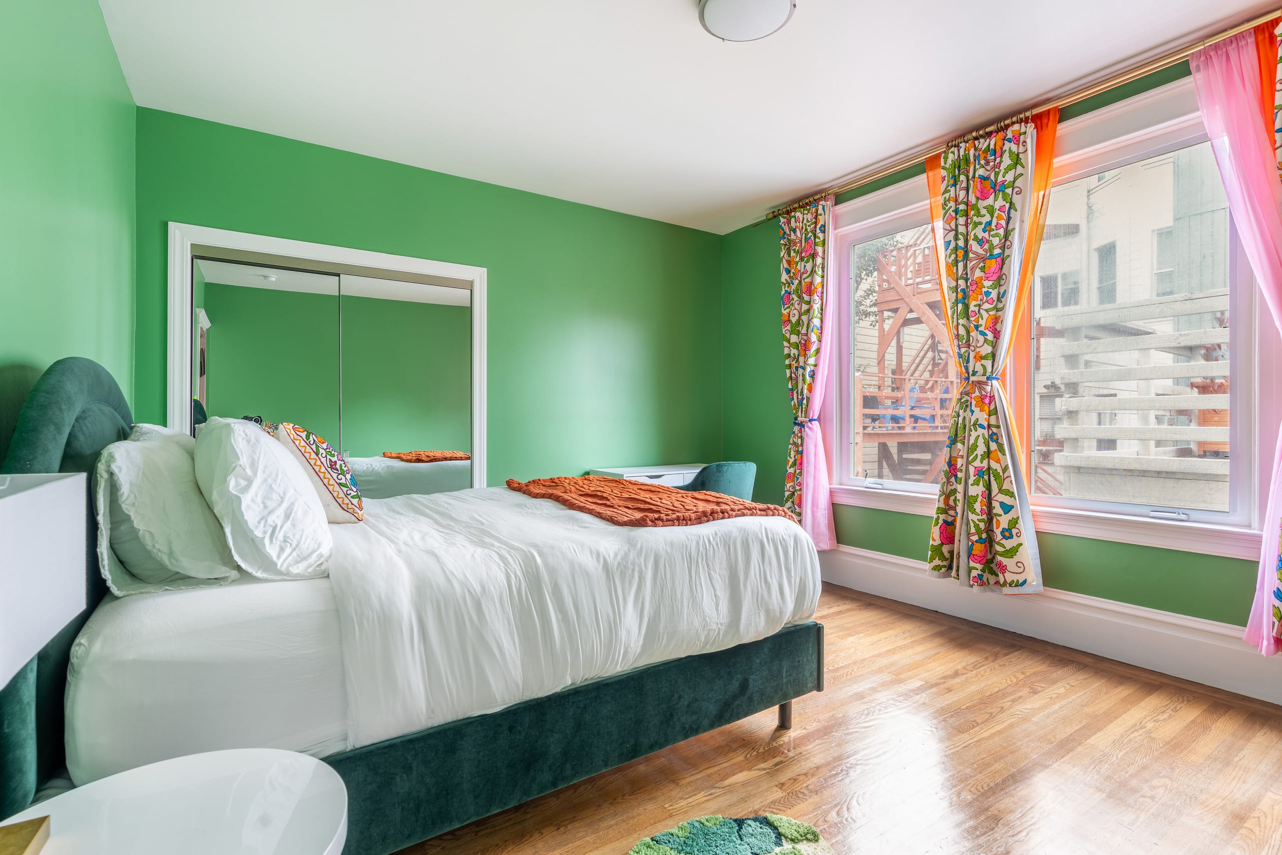 Home in San Francisco · ★5.0 · 4 bedrooms · 4 beds · 4.5 baths - Image 46