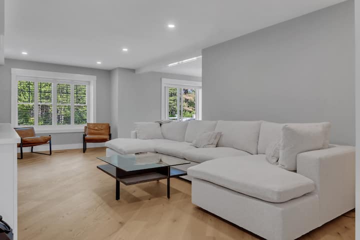 Brand New 3br Home Sleeps 6, On Golf C, Near Beach - Biddeford, ME