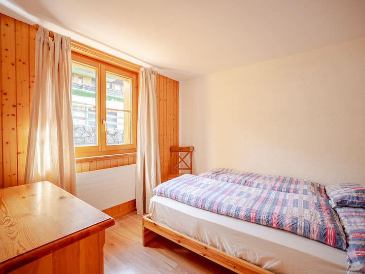 спалнята с двойно легло