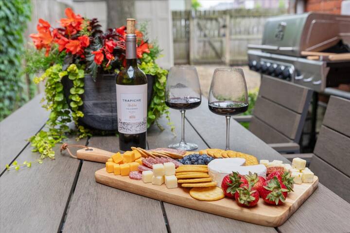 Walk to OSU-Free Parking-Outdoor Games-Short North gallery image 3