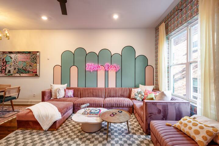 The Dolly Den! • Murals and Glam | Private Rooftop gallery image 3