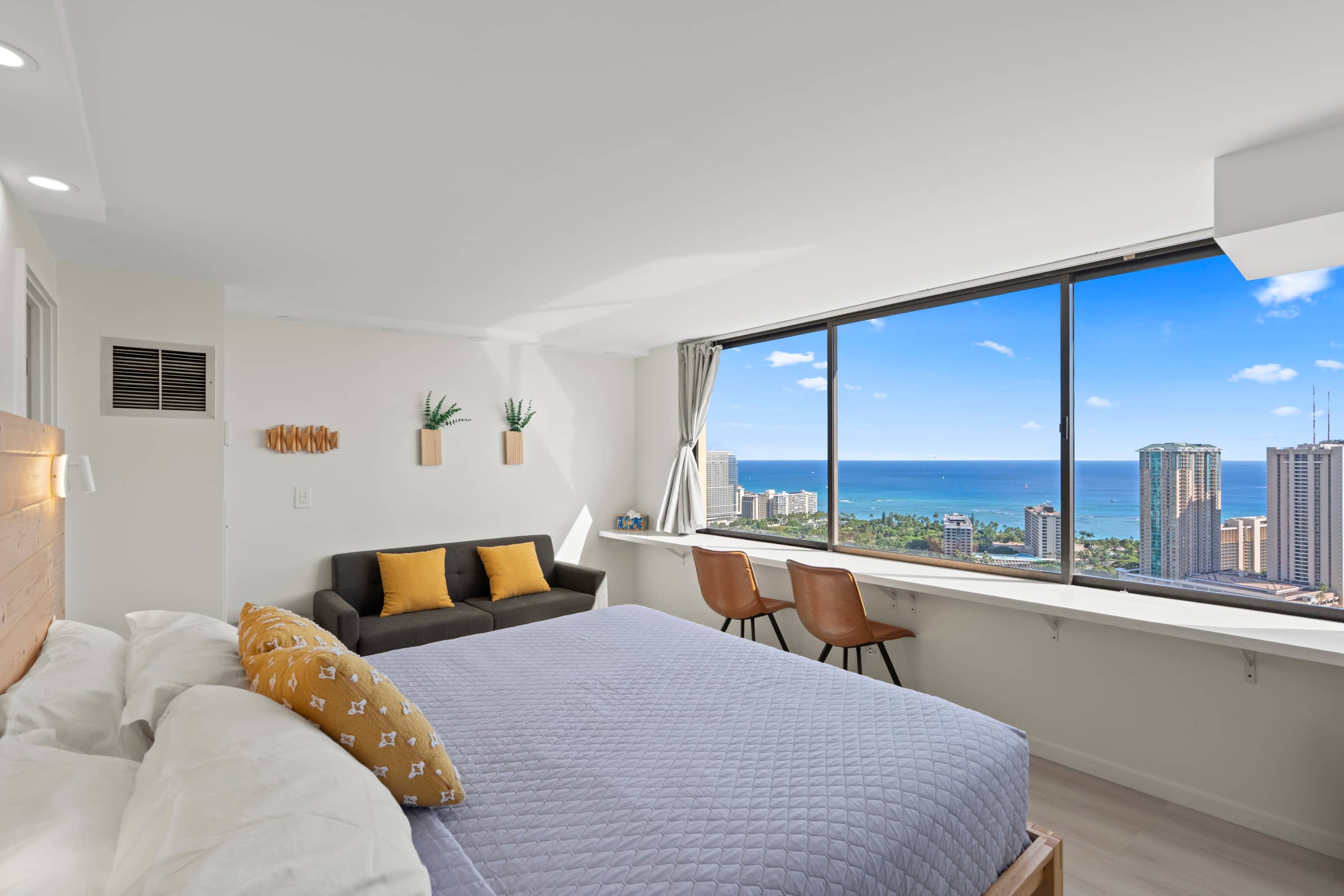 Only One In Waikiki Dual Private Penthouse 43 FL - Image 47