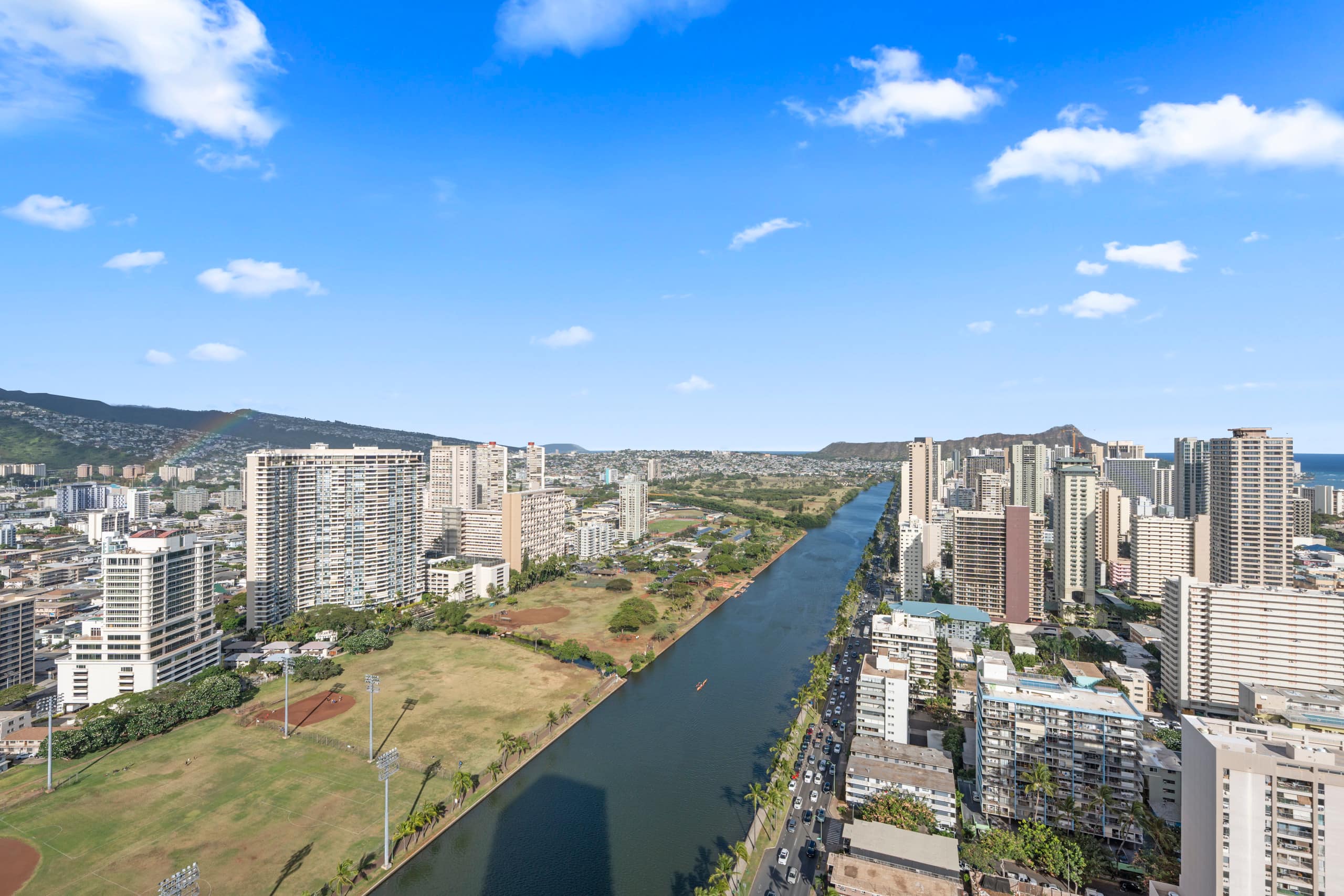 Only One In Waikiki Dual Private Penthouse 43 FL - Image 13