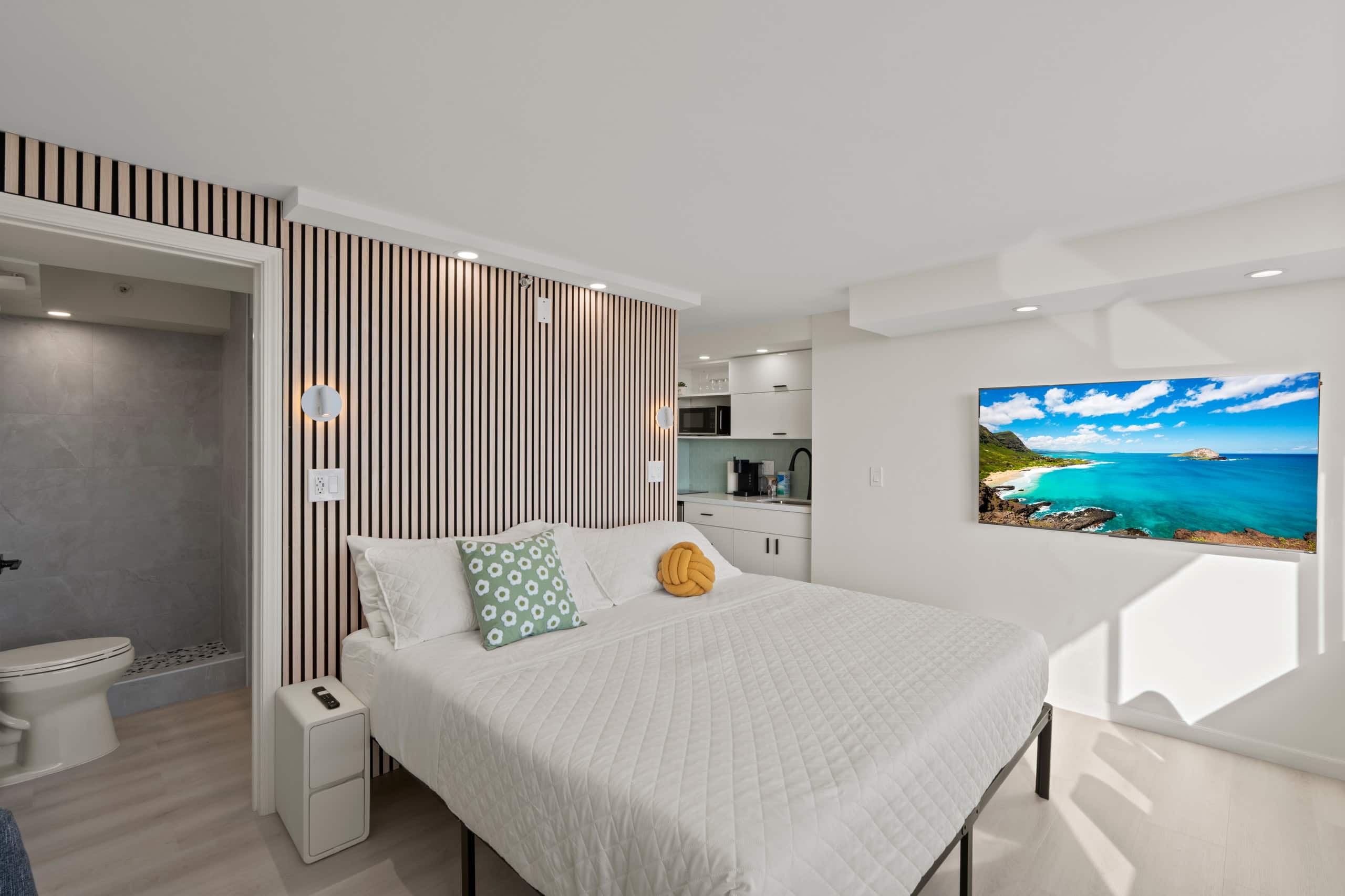 Only One In Waikiki Dual Private Penthouse 43 FL - Image 53
