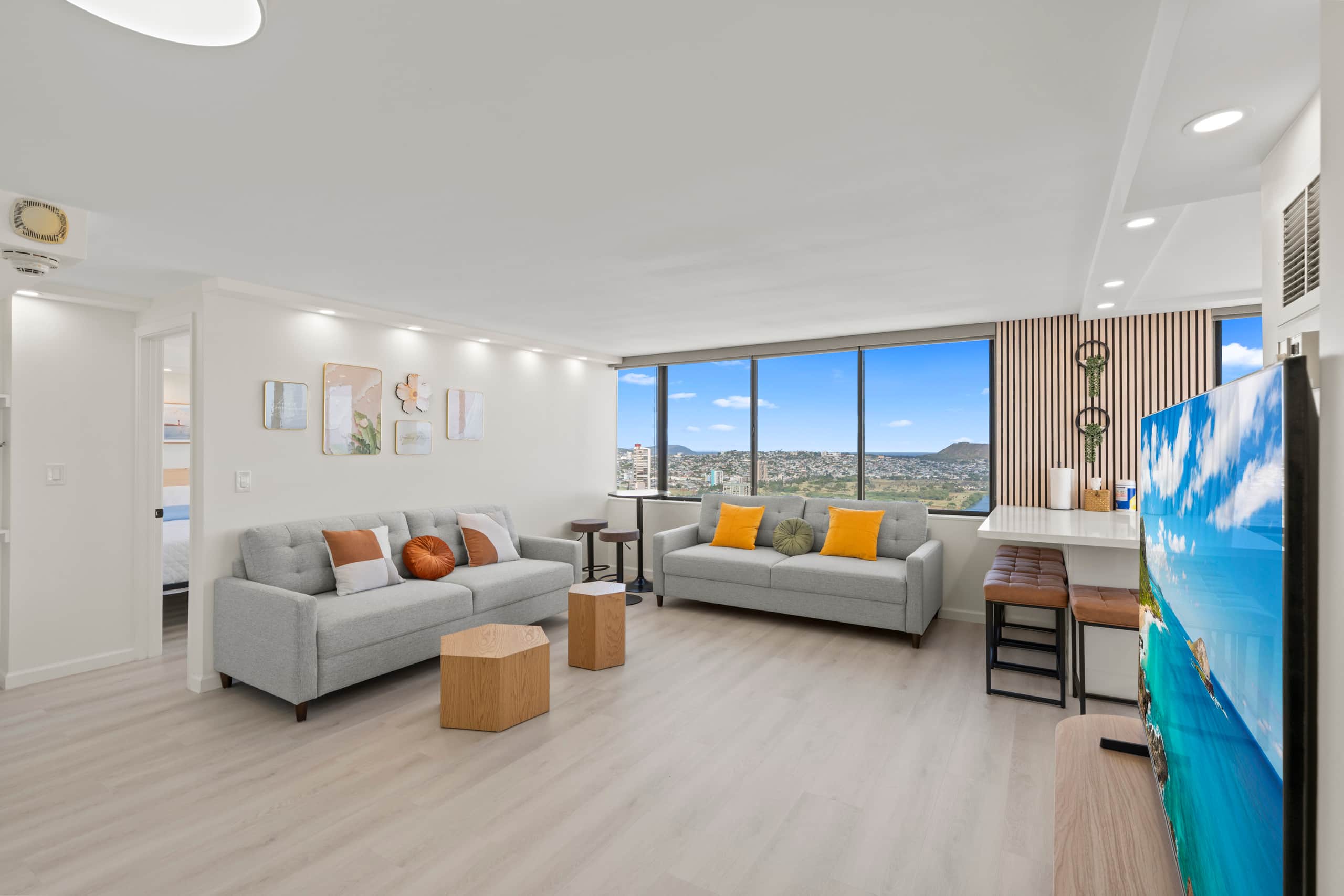 Only One In Waikiki Dual Private Penthouse 43 FL - Image 14