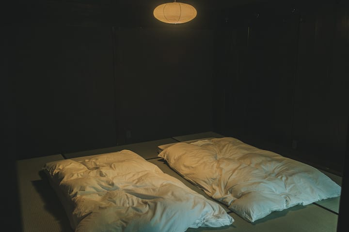 150-Year-Old Kominka Along Nakasendo Trail - Huts for Rent in