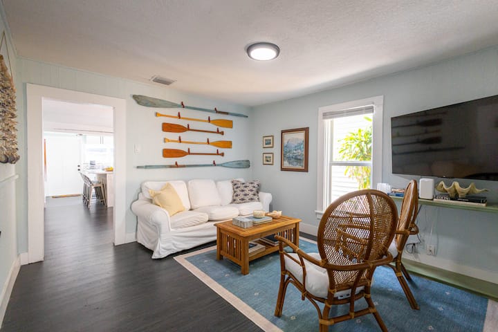 Mahi Cottage Downtown Lwb - Lake Worth, FL
