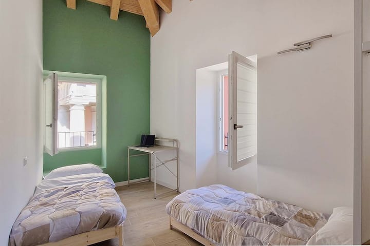 საძინებელი 2