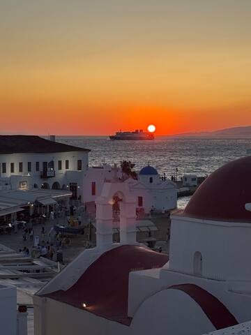 Mr & Mrs Mykonos The Residence gallery image 4