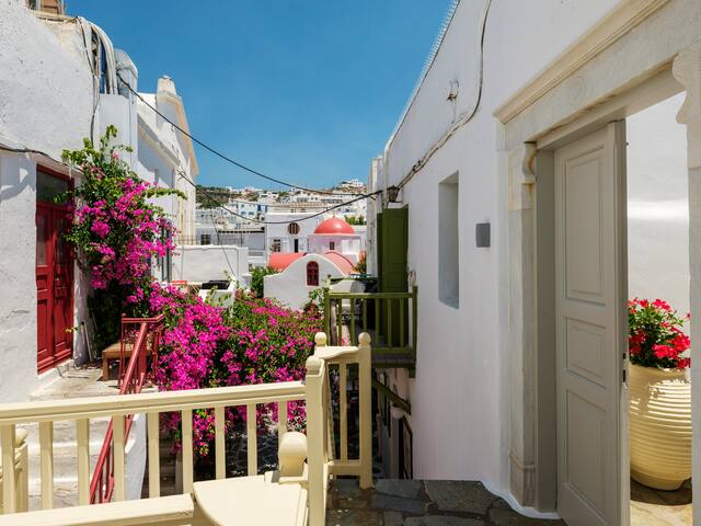 Mr & Mrs Mykonos The Residence gallery image 5