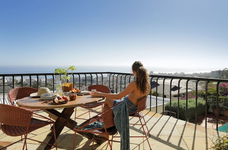 Free Daily Housekeeping • Panoramic Ocean Views gallery image 2